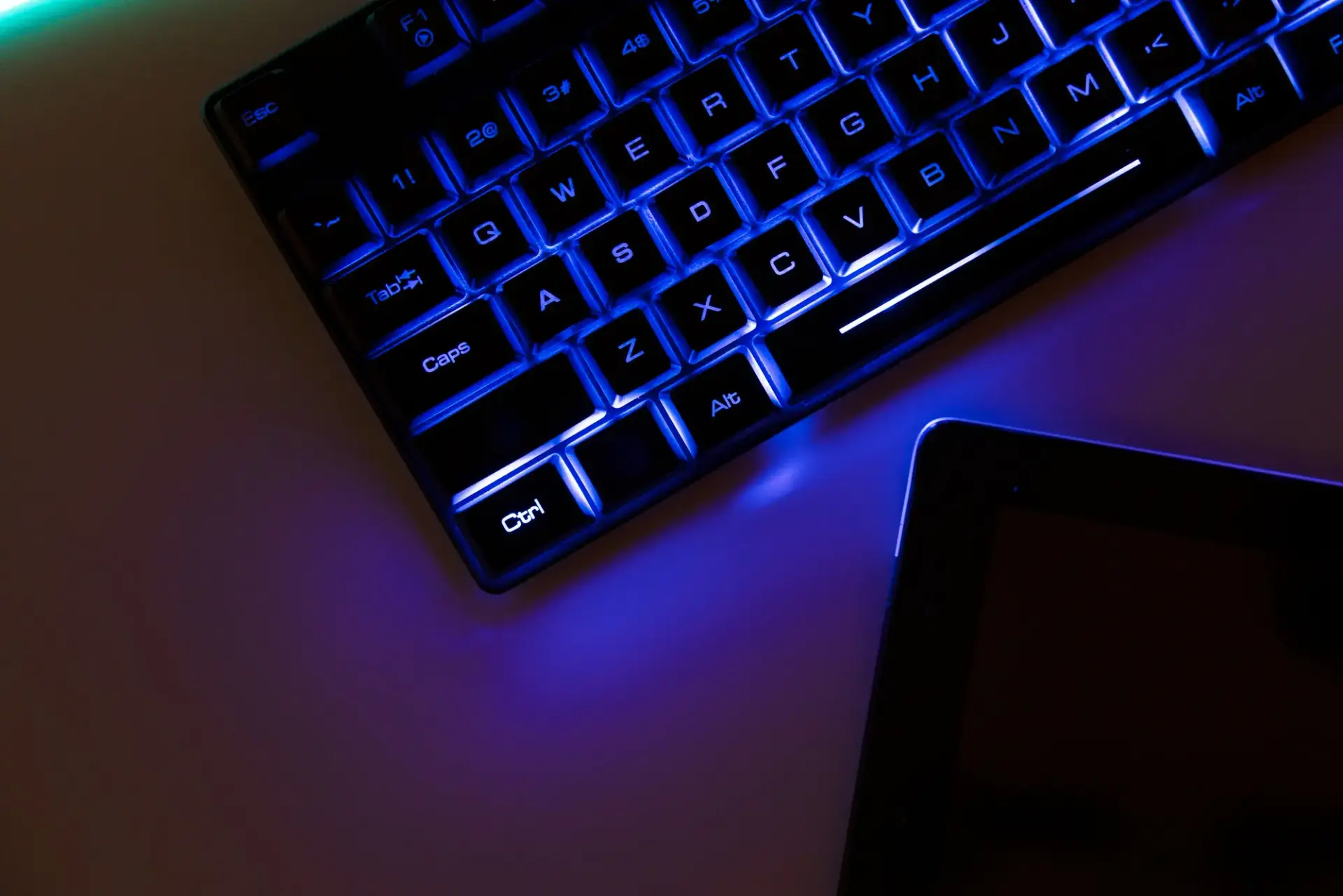 teclado retroiluminado